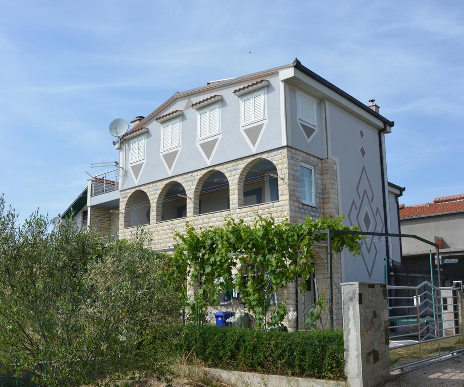 Apartments Petar&Anka Biograd Na Moru Exteriör bild