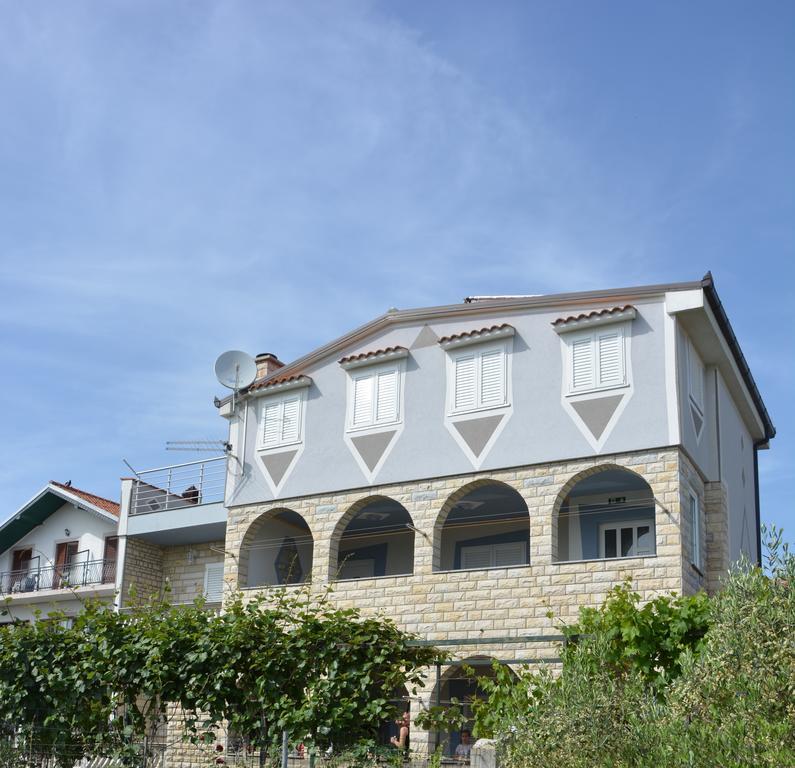 Apartments Petar&Anka Biograd Na Moru Exteriör bild